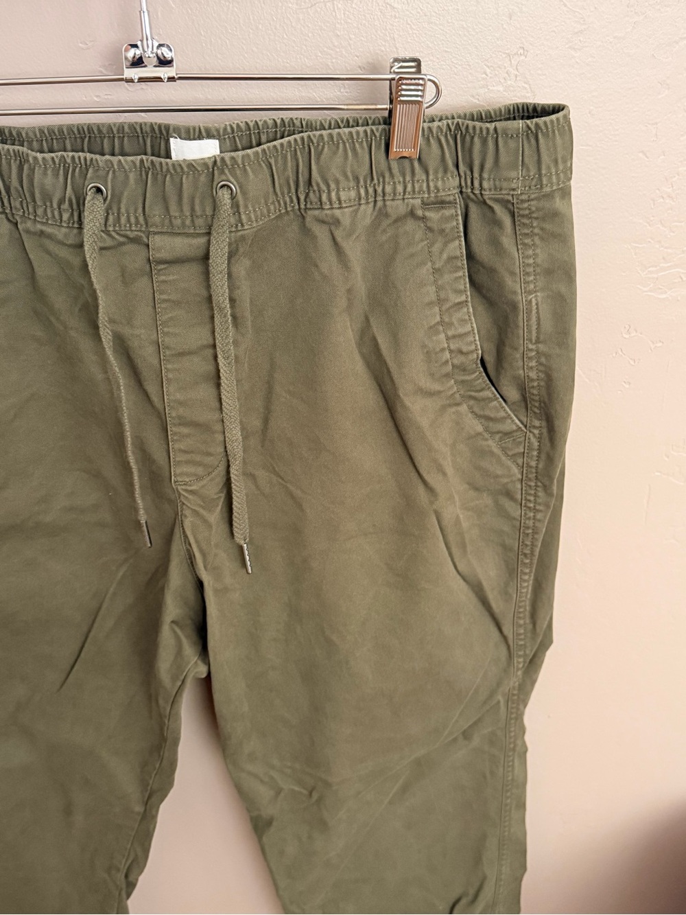 GAP Olive Green Cargo Pants Essential Jogger Size L #469